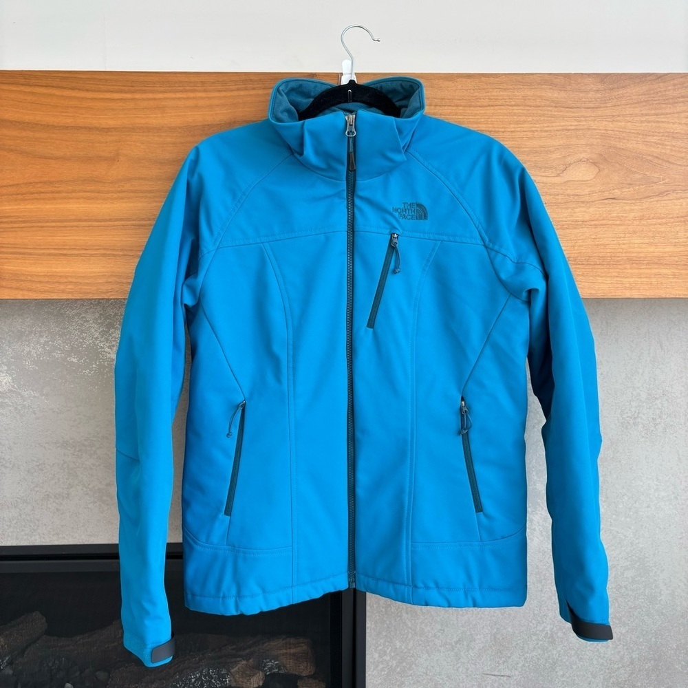 The North‎ Face Women's Hooded Winter Jacket, Size M